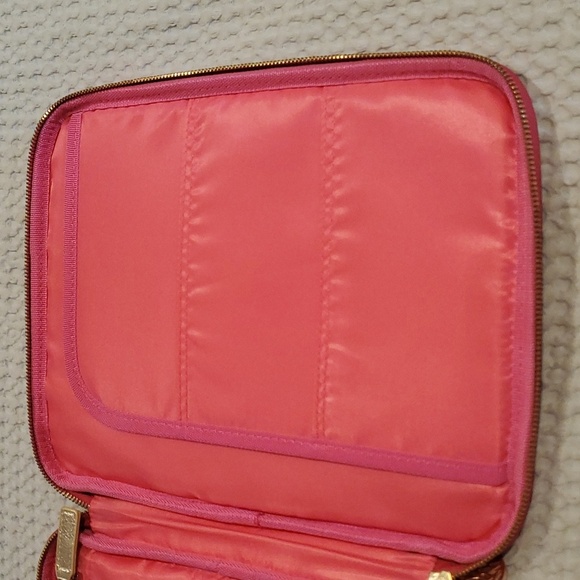 Lilly Pulitzer Laptop iPad Business School Tech Case Sleeve 9 x 12 (#13) - Picture 4 of 5